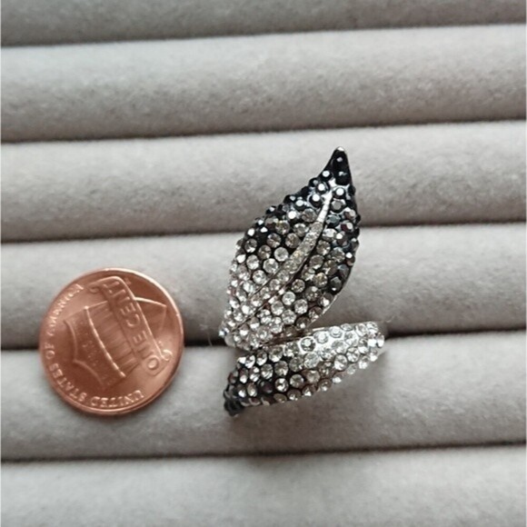 Macy's Cubic Zirconia black and silver ring - Picture 2 of 8